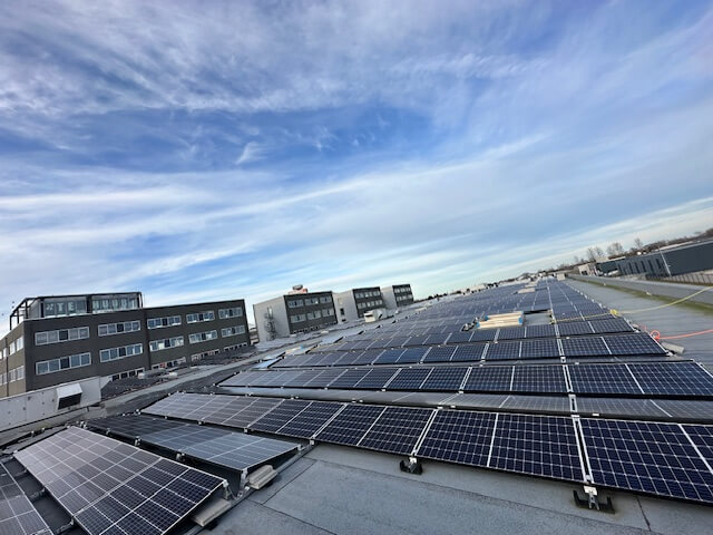 Schoonmaak zonnepanelen – daken